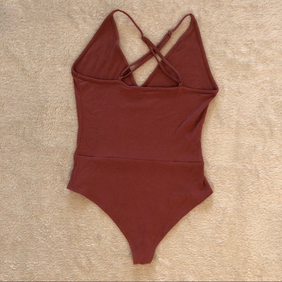 Mauve/Rose Criss Cross Bodysuit Size Small - Picture 2 of 3